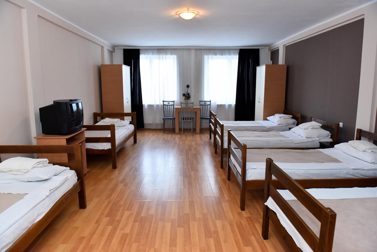 Hostel Milkaza Novi Sad Eksteriør billede