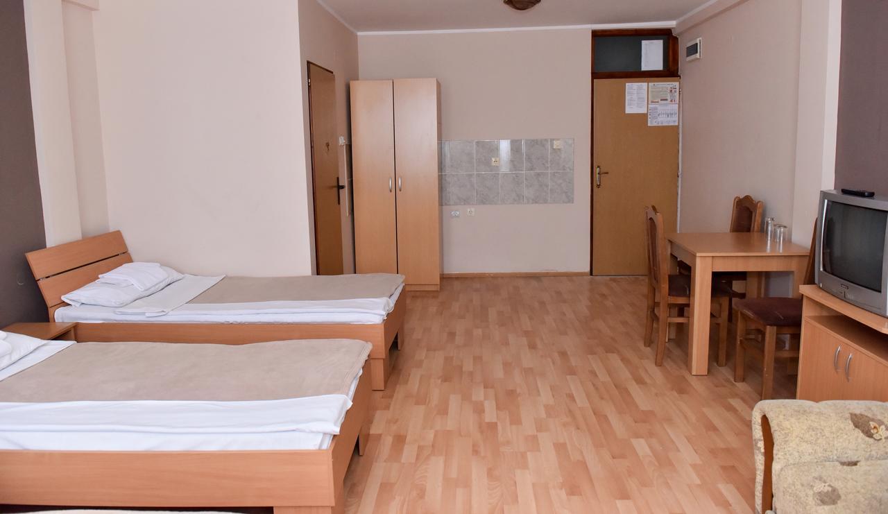 Hostel Milkaza Novi Sad Eksteriør billede