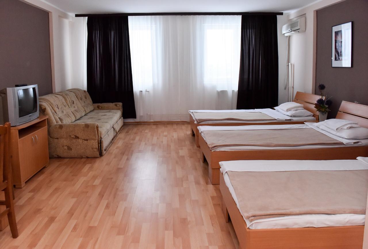 Hostel Milkaza Novi Sad Eksteriør billede