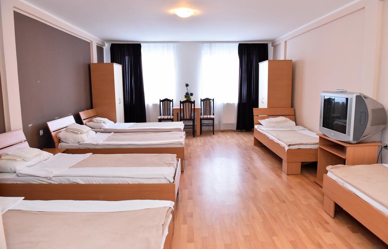 Hostel Milkaza Novi Sad Eksteriør billede