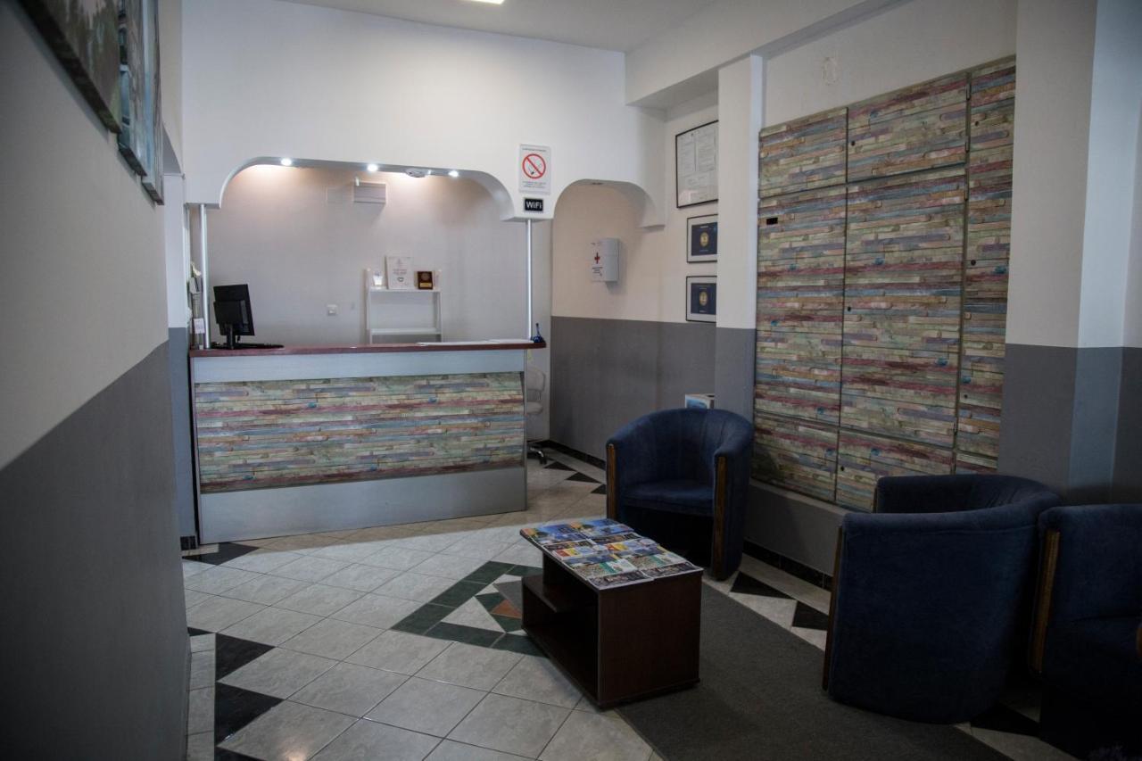 Hostel Milkaza Novi Sad Eksteriør billede